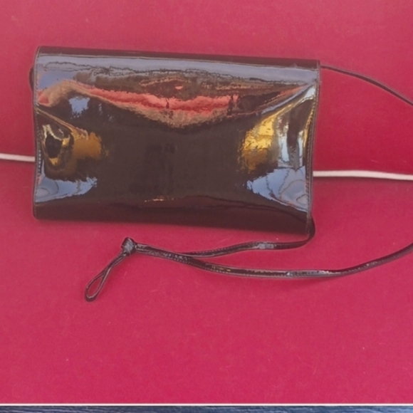 KORET Elegant Black Patent Leather Clutch Handbag - Picture 2 of 5